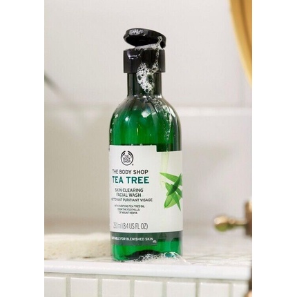 The Body Shop Tea Tree Skin Clearing Facial Wash 250 Ml